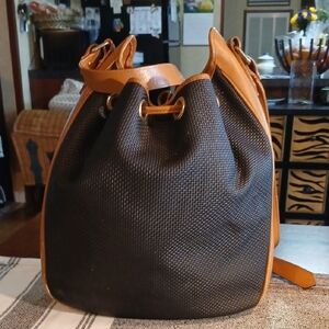 Stylish Black and Tan Men's Bag